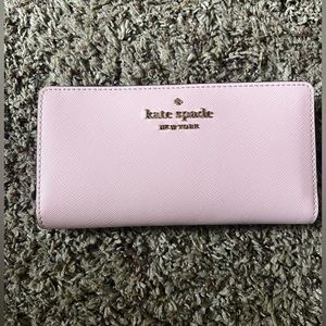 Kate Spade wallet (pink)